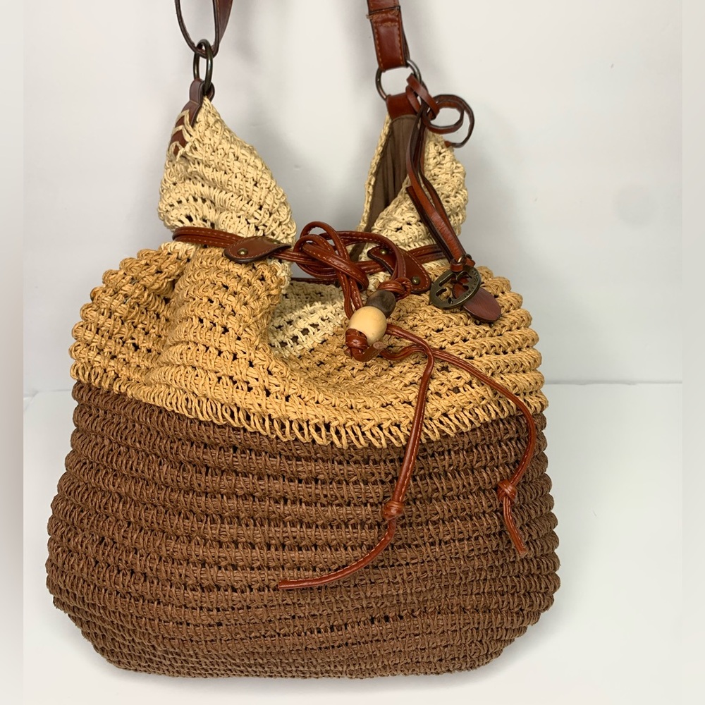 Lucky brand Boho straw rattan brown drawstring bucket bag charm-leather straps - Picture 1 of 16